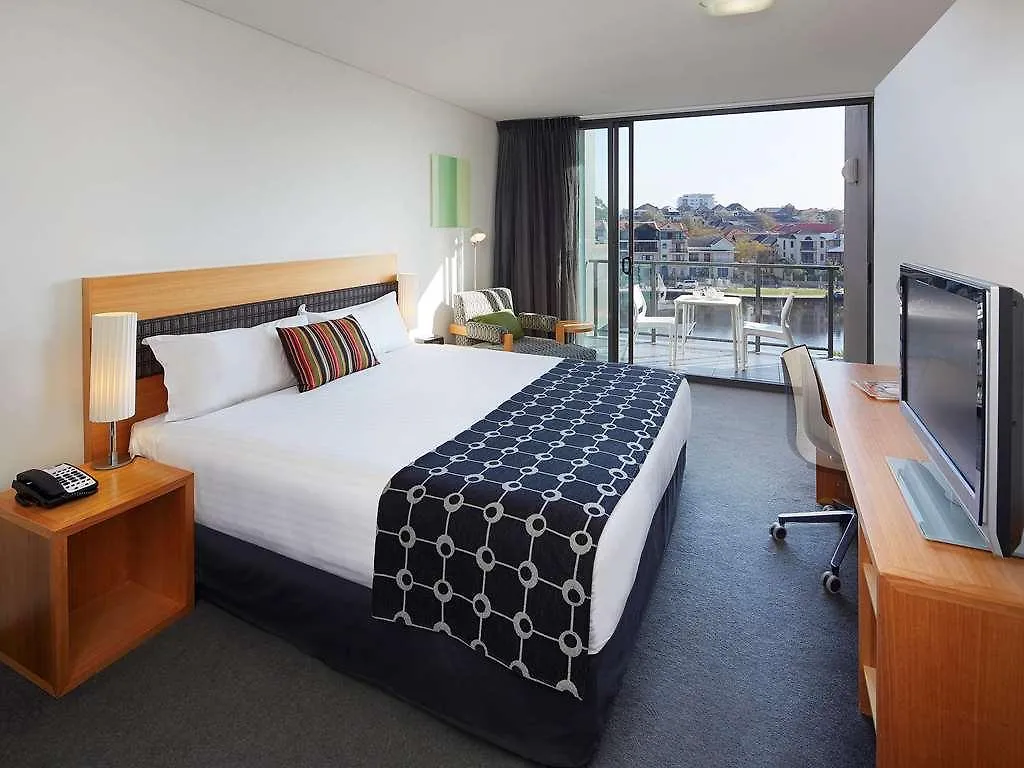 East Perth Suites Hotel