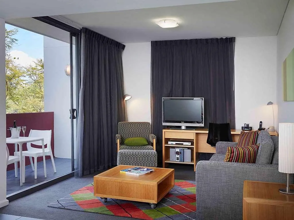 East Perth Suites Hotel 4*,  Australia