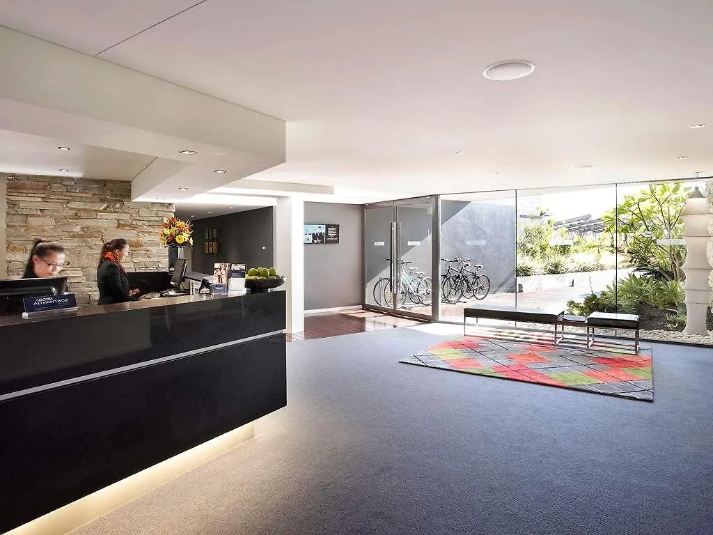 Aparthotel East Perth Suites Hotel