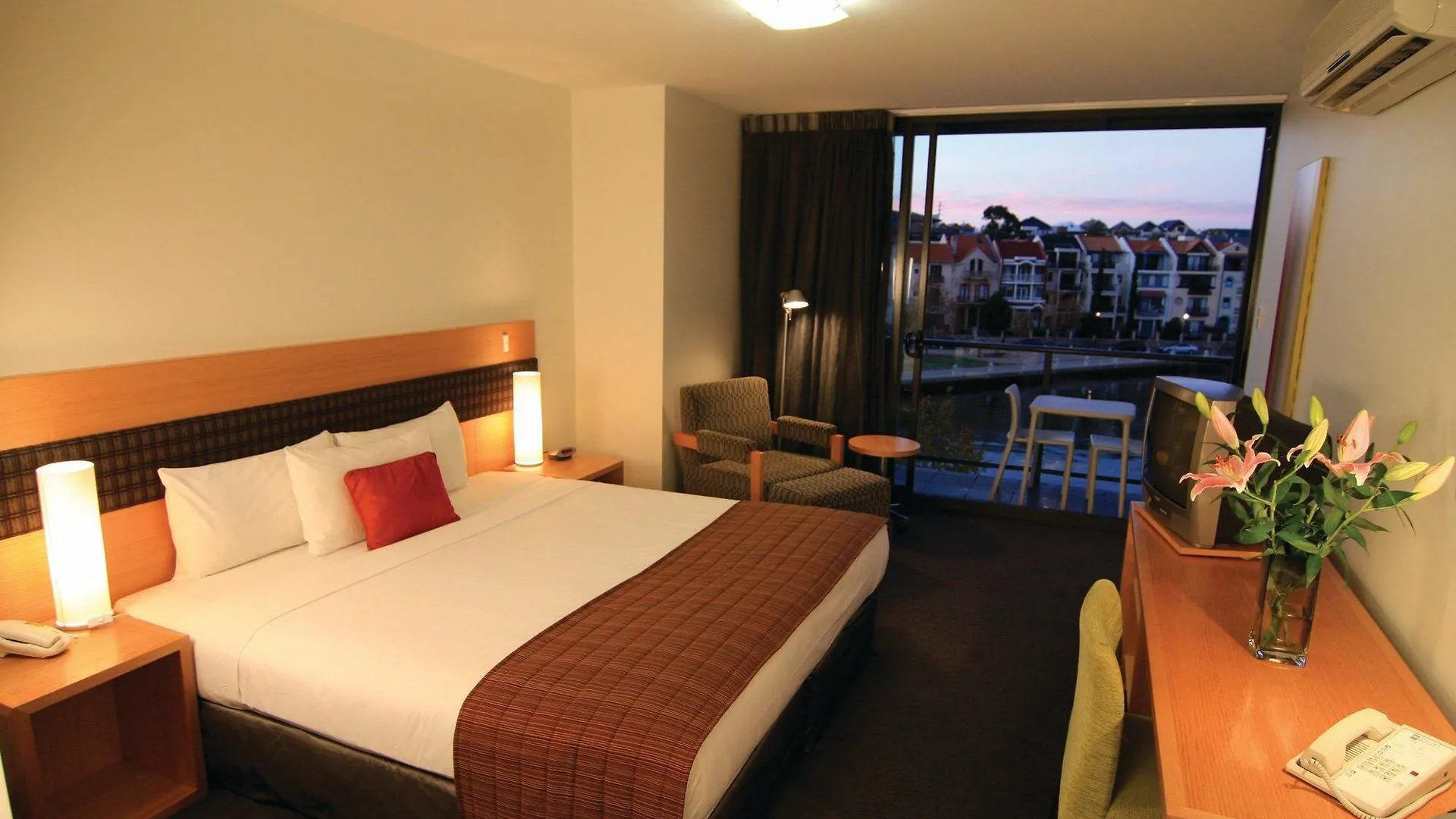 East Perth Suites Hotel